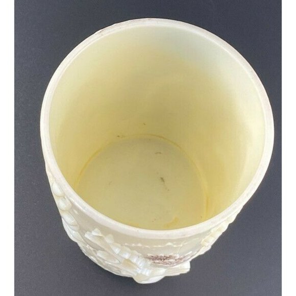 Northwood Glass Custard Louis XV with Gold Gilt Decorated Tumbler - Picture 4 of 6